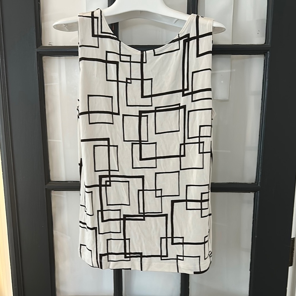 Chico's Travelers Geometric Sleeveless Top